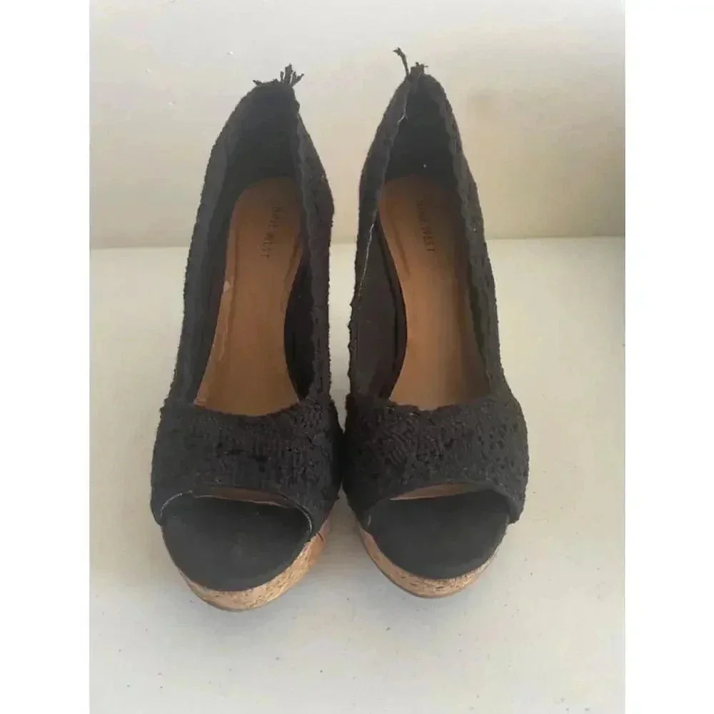 CLEARANCE Women's Nine West Black Crochet‎ Wedge Cork Heels Size 7.5M GUC
